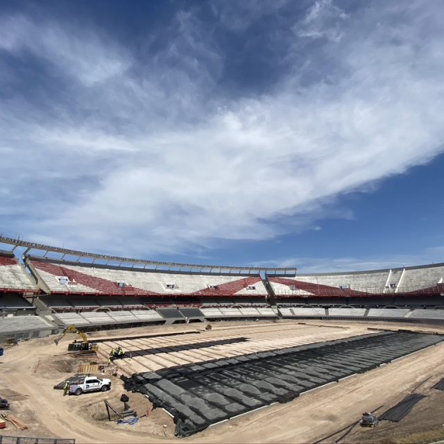 SIS Pitches construction on new pitch at River plate